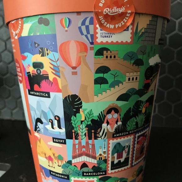 2 puzzles, 1000 pieces each - Picture 5 of 9